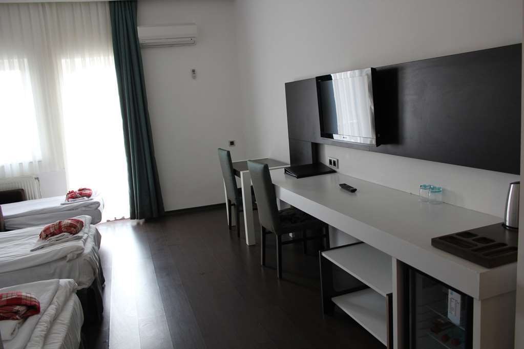 Docs Hotel Thermal Clinic Haymana Room photo